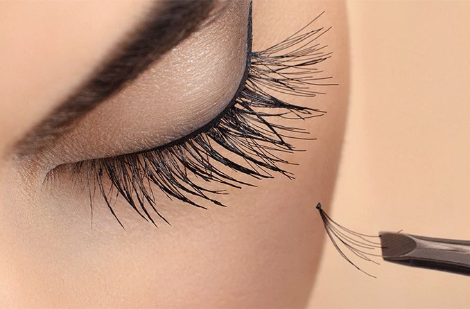 eyelashes